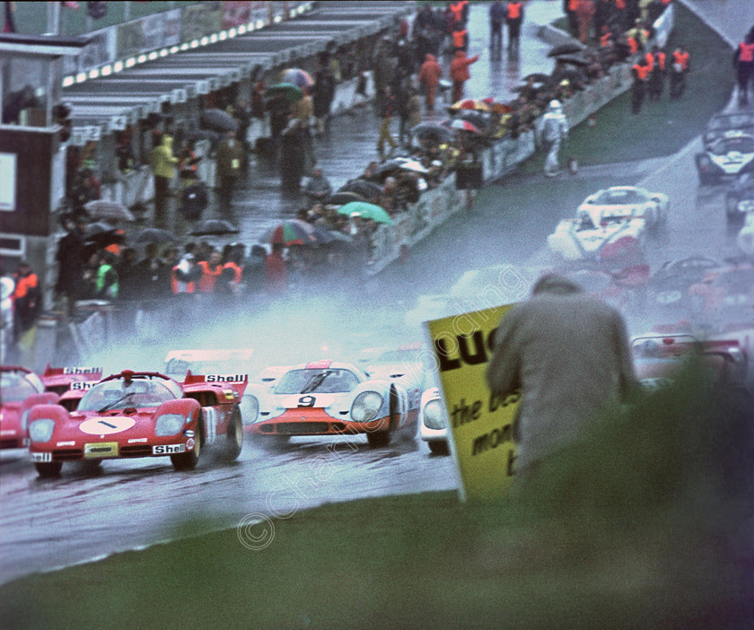 19700412-2 
 Keywords: Brands Hatch, Ferrari, Ickx, Oliver