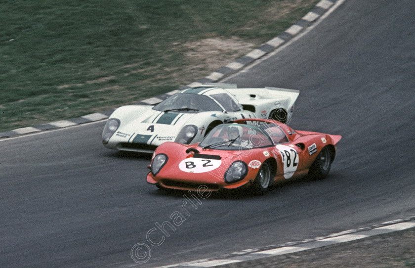 19690413-10 
 Keywords: BOAC, Brands Hatch, Ferrari