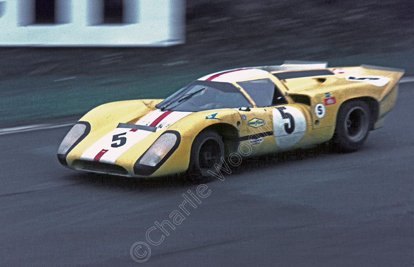 19700412-22 
 Keywords: Brands Hatch